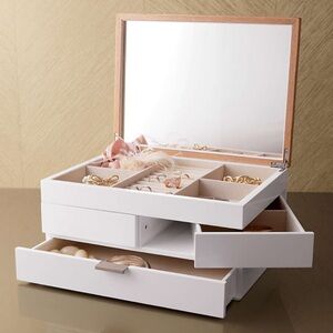 CRATE & BARREL - Selma White Jewelry Box 🤍💍